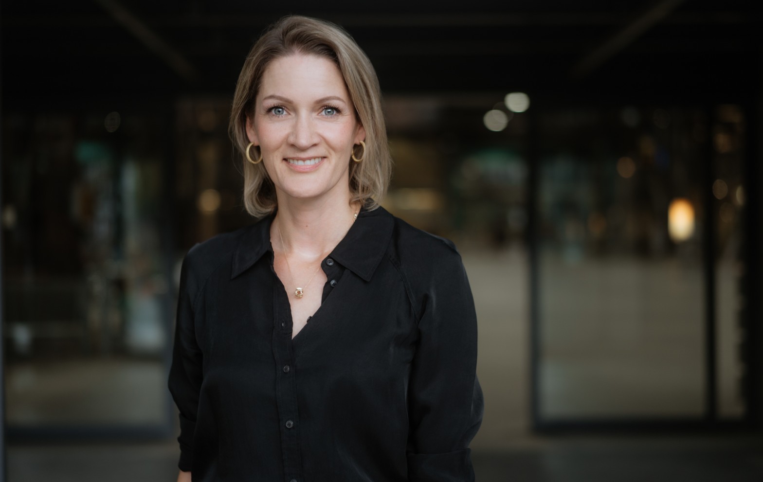 Ms. Lara Jelinski